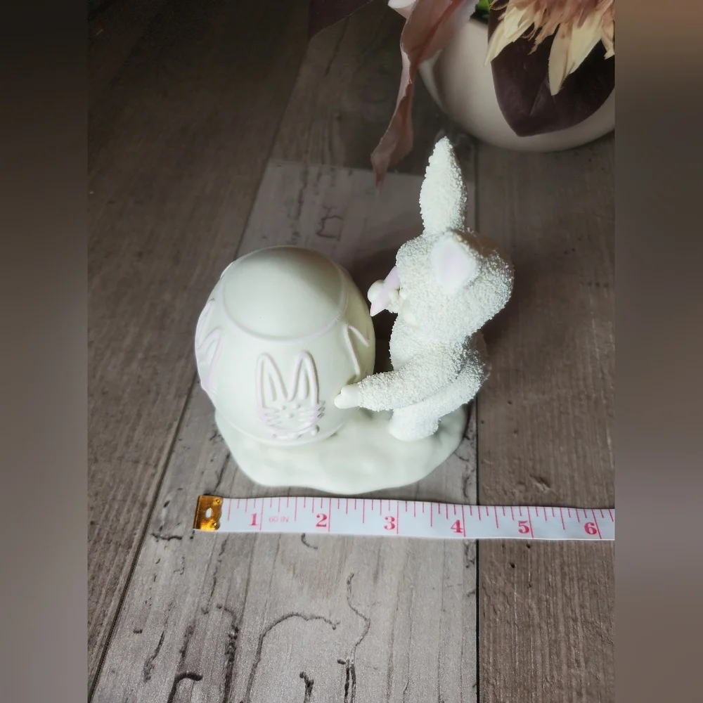 Vintage 1996 Snowbunnies Department 56 I'll Color the Easter Egg NWOT